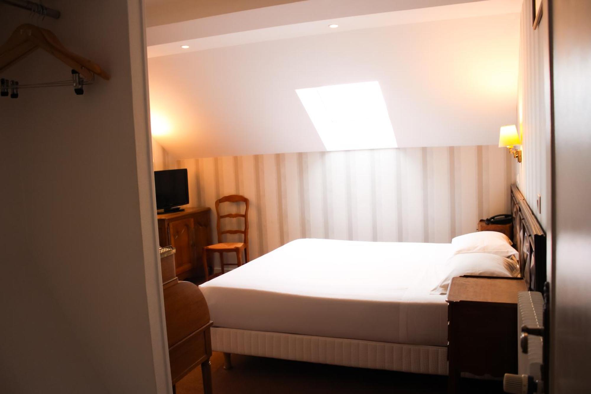 Hotel La Villa Fleurie Бон Екстериор снимка