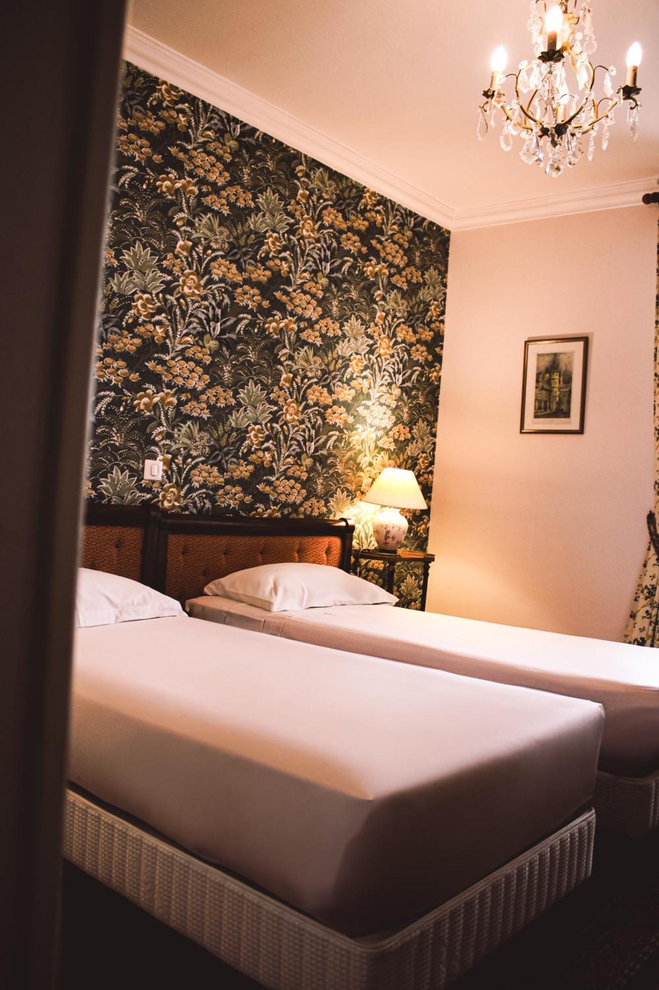 Hotel La Villa Fleurie Бон Екстериор снимка